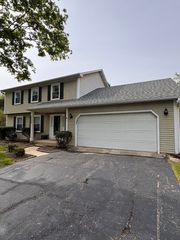 1332 Culpepper Drive, Naperville, IL 60540