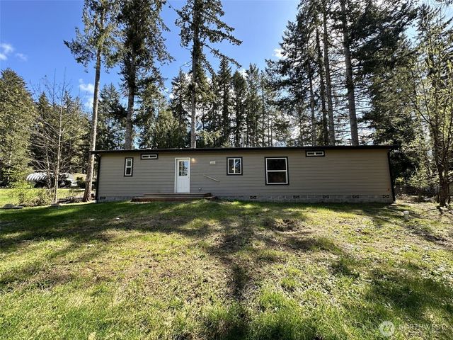 21 E Eastlake Dr, Shelton, WA 98584