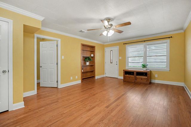 130 San Fernando Drive, Galveston, TX 77550