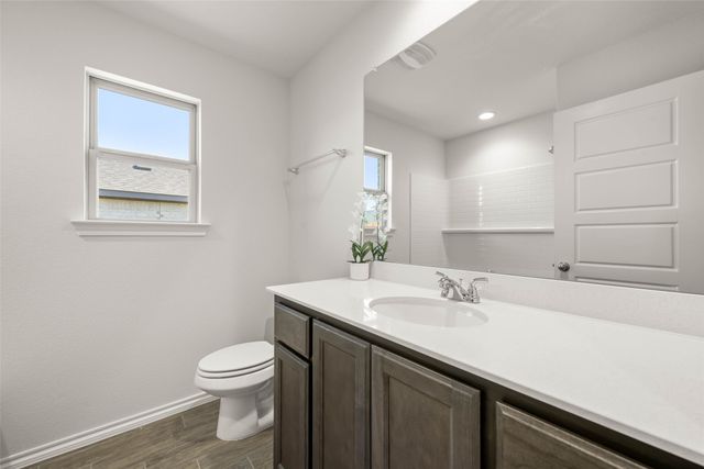 501 Pebble, Azle, TX 76020