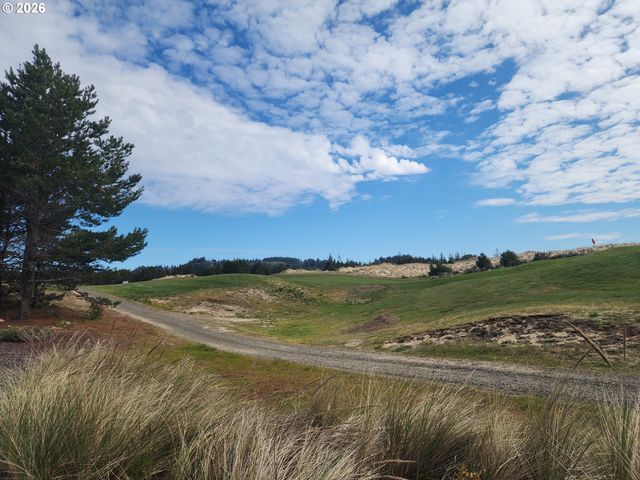 2148 WILLOW Loop, Florence, OR 97439