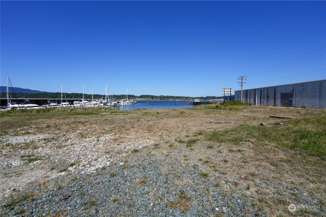 1502 5th Street, Anacortes, WA 98221