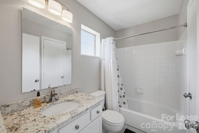 18841 Vineyard Point Lane, Cornelius, NC 28031