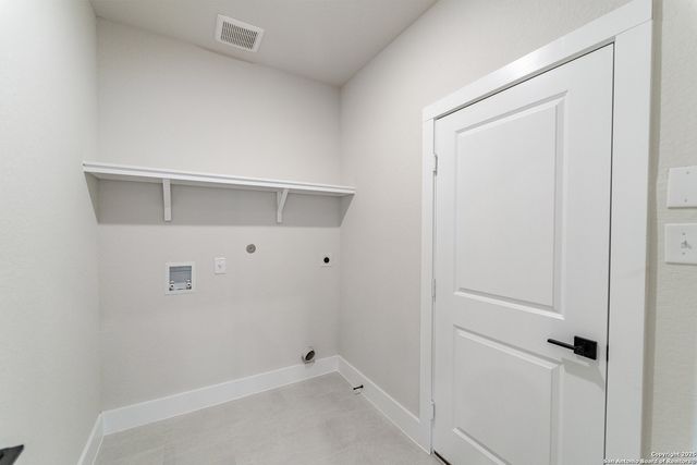 145 Hazel Way, Mico, TX 78066
