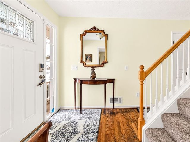 1725 Parkside Place, Lima, NY 14485