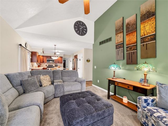 1725 Parkside Place, Lima, NY 14485