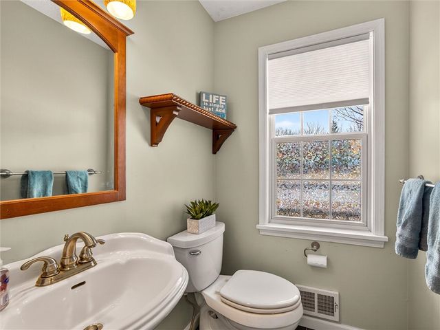 1725 Parkside Place, Lima, NY 14485