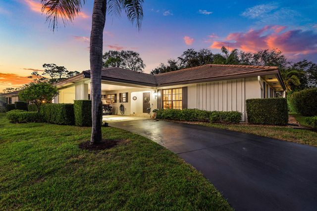 481 Forestview Drive, Atlantis, FL 33462