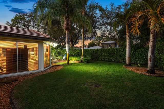 481 Forestview Drive, Atlantis, FL 33462