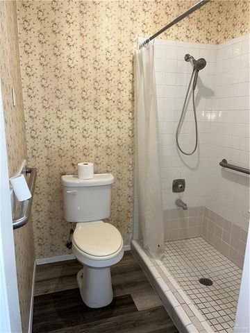 1601 S Oklahoma Avenue, Weslaco, TX 78596