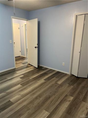 1601 S Oklahoma Avenue, Weslaco, TX 78596