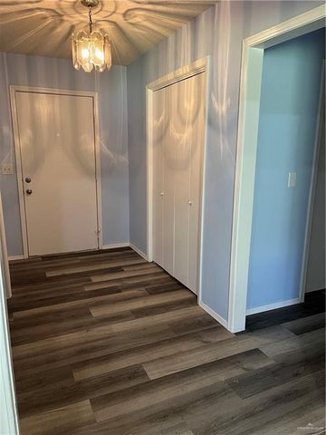 1601 S Oklahoma Avenue, Weslaco, TX 78596