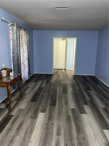 1601 S Oklahoma Avenue, Weslaco, TX 78596