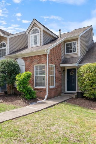 306 Yorkshire Cir, Nashville, TN 37211