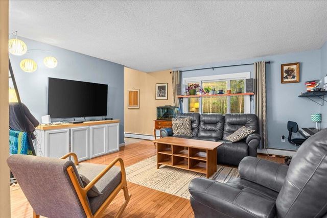 21 John Davis Drive, Jericho, VT 05465