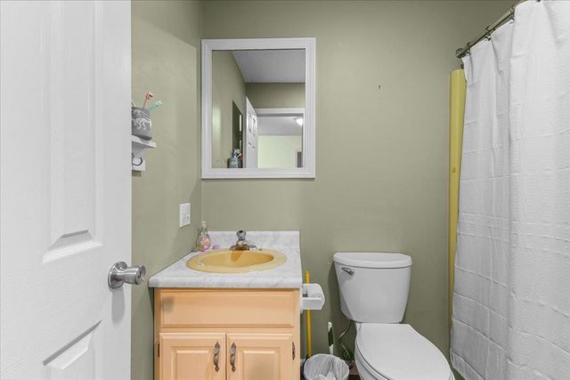 21 John Davis Drive, Jericho, VT 05465