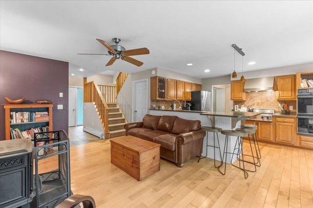 21 John Davis Drive, Jericho, VT 05465