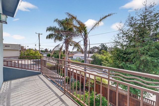 1021 Webster Street, Santa Cruz, CA 95062