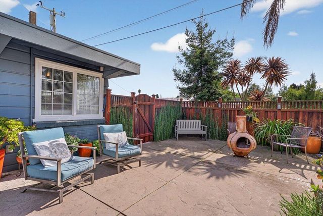 1021 Webster Street, Santa Cruz, CA 95062
