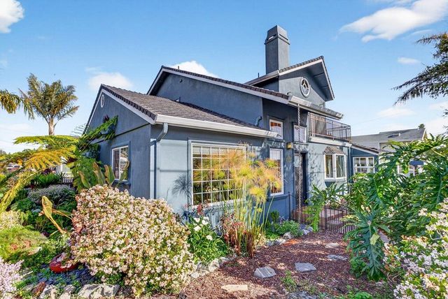 1021 Webster Street, Santa Cruz, CA 95062