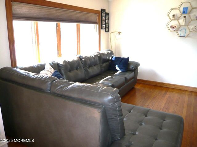 29 Woodland Drive, Howell, NJ 07731