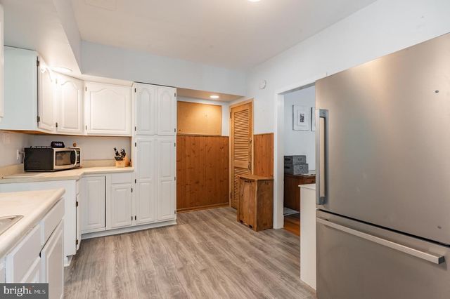 821 E PLEASANT AVE, Glenside, PA 19038