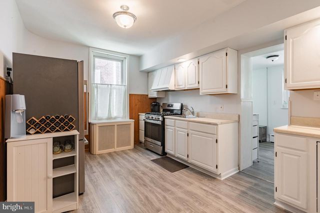 821 E PLEASANT AVE, Glenside, PA 19038