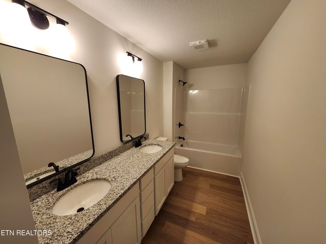 1821 Bennett Village Drive, Maryville, TN 37804