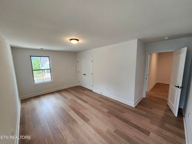 1821 Bennett Village Drive, Maryville, TN 37804