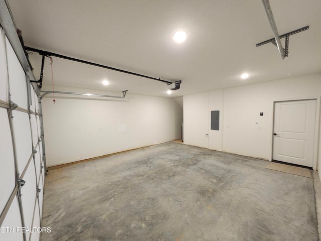 1821 Bennett Village Drive, Maryville, TN 37804