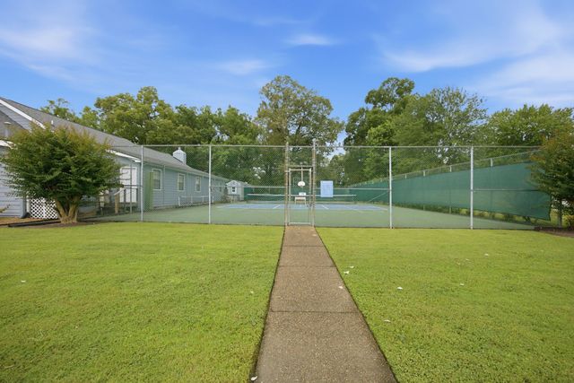 6690 Hickory Brook Rd, Chattanooga, TN 37421