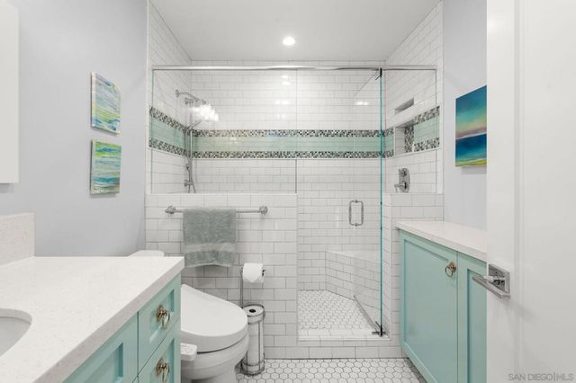 909 Olive Ave, Coronado, CA 92118