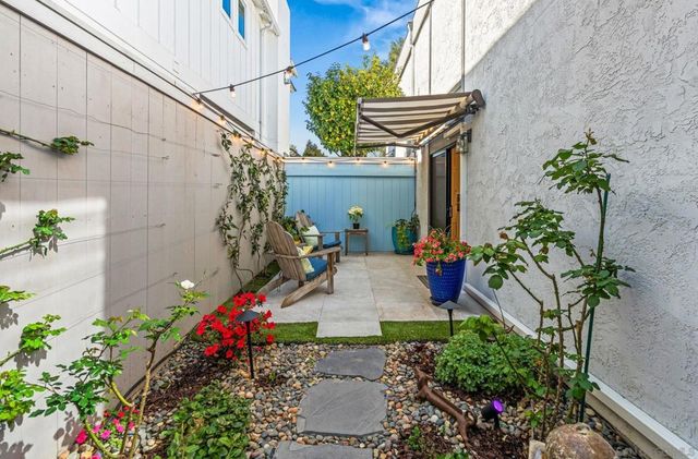 909 Olive Ave, Coronado, CA 92118