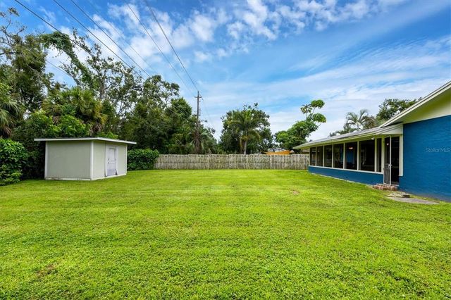 3617 KINGSWOOD DRIVE, Sarasota, FL 34232