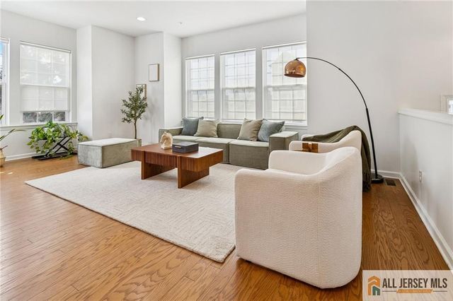 1105 Shep Drive 1105, Highland Park, NJ 08904