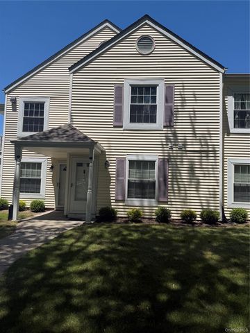 124 Fairview Circle, Middle Island, NY 11953