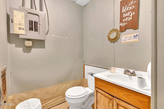 200-206 Bohannon Avenue, Greeneville, TN 37745