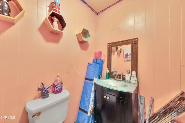 200-206 Bohannon Avenue, Greeneville, TN 37745