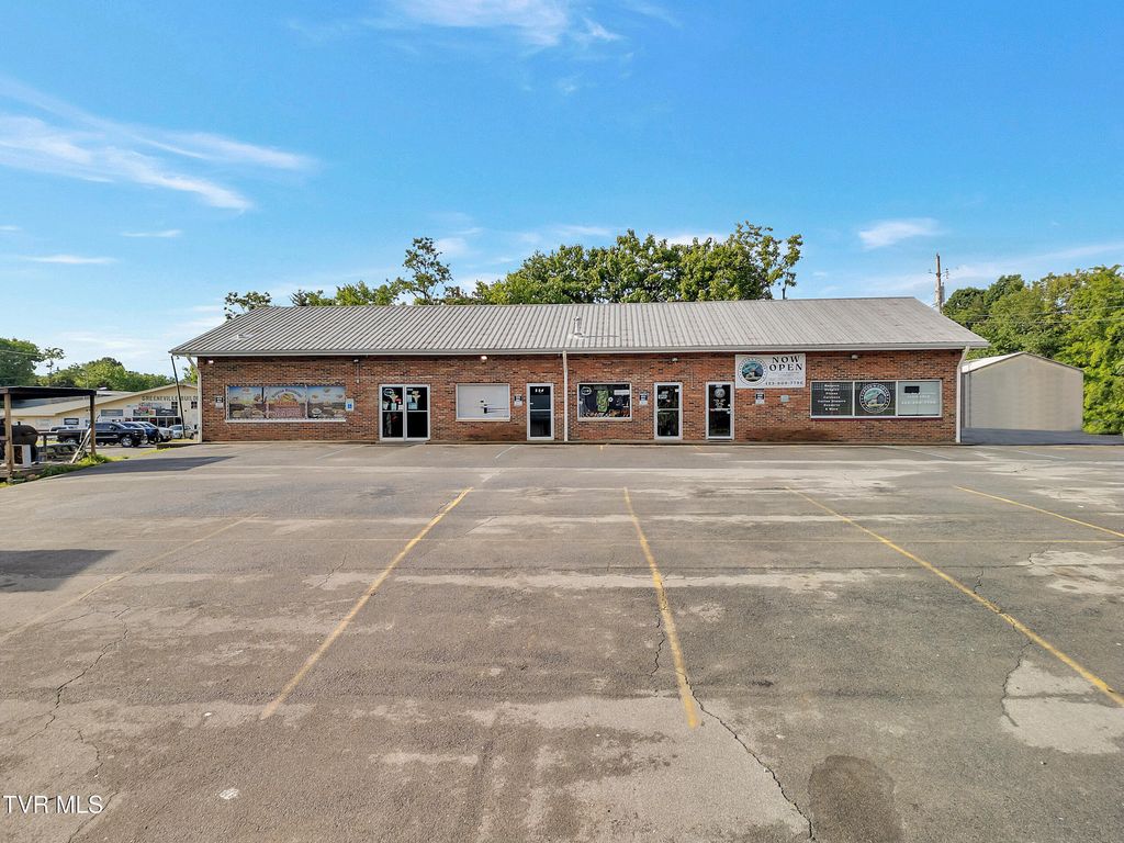 200-206 Bohannon Avenue, Greeneville, TN 37745
