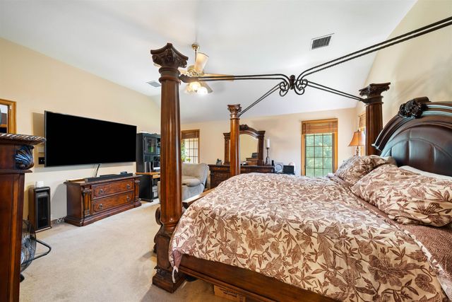 1204 N Rutland St, Wichita, KS 67206