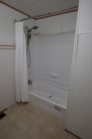 128 Valley View Road, Conway, NH 03860