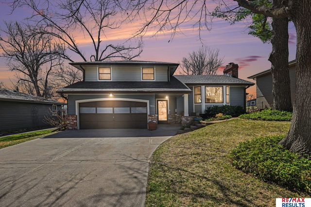 9811 Sprague Street, Omaha, NE 68134