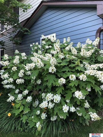 9811 Sprague Street, Omaha, NE 68134