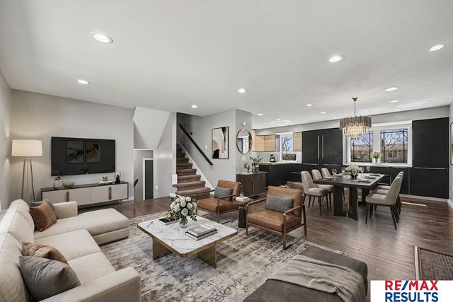 9811 Sprague Street, Omaha, NE 68134