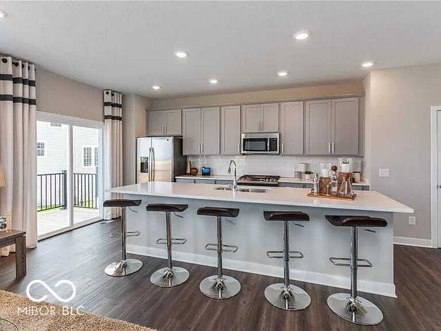 7010 Sunstone Place, Carmel, IN 46033