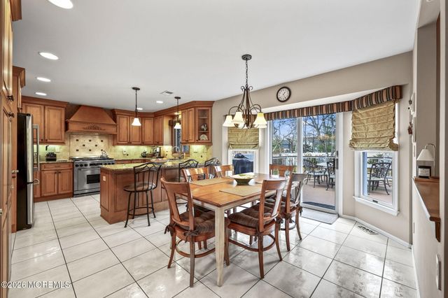 6 Candeub Court, Manalapan, NJ 07726