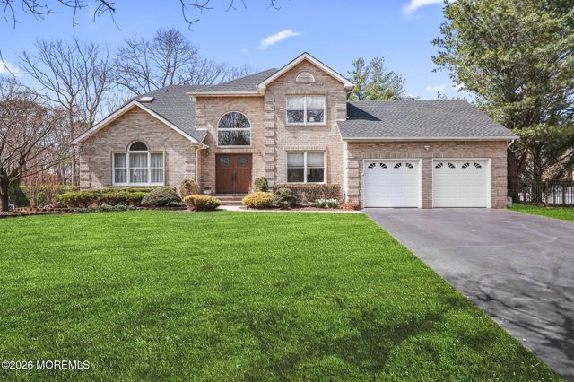 6 Candeub Court, Manalapan, NJ 07726