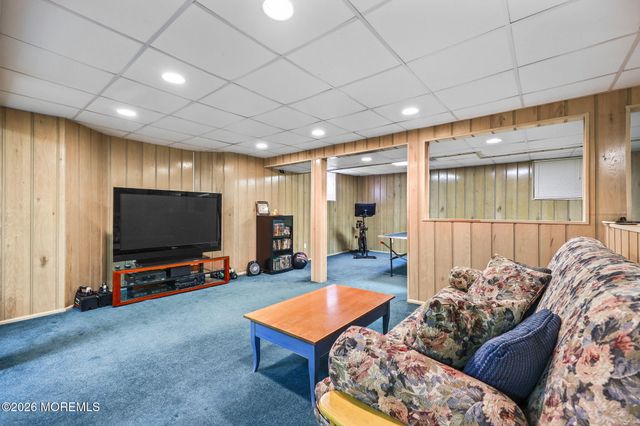 6 Candeub Court, Manalapan, NJ 07726