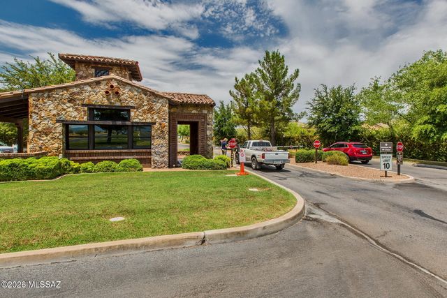 32393 S Desert Pupfish Drive, Oracle, AZ 85623