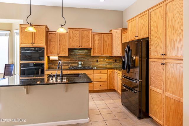 32393 S Desert Pupfish Drive, Oracle, AZ 85623